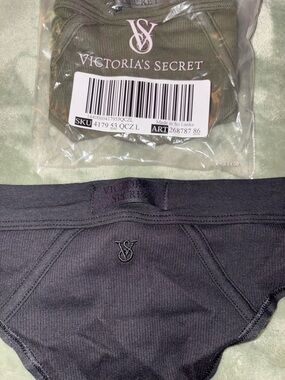 Victoria's Secret Black & Olive Ribbed Bikini Briefs - 2 Pack